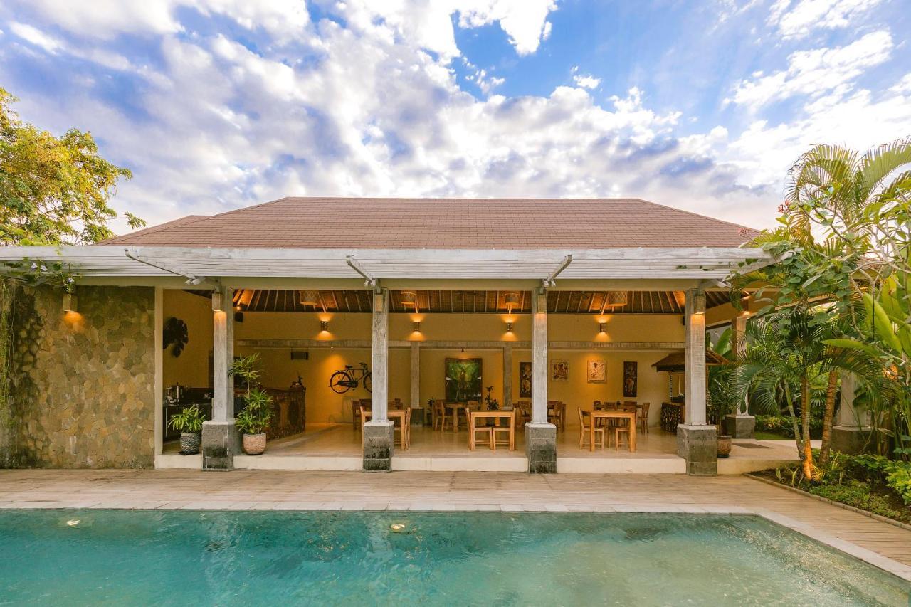 La Berceuse Resort And Villa Nusa Dua By Taritiya Collection מראה חיצוני תמונה